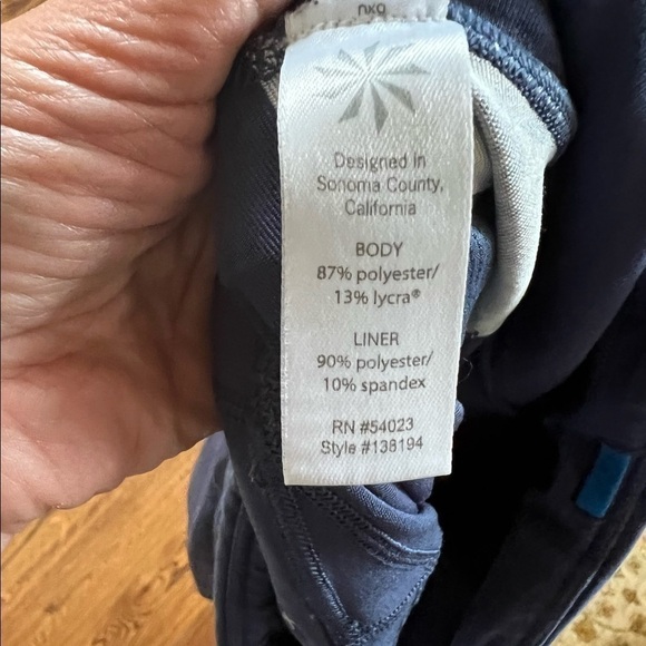 𝅺ATHLETA elation cropped blue leggings w/bag size XS EUC - Picture 5 of 8